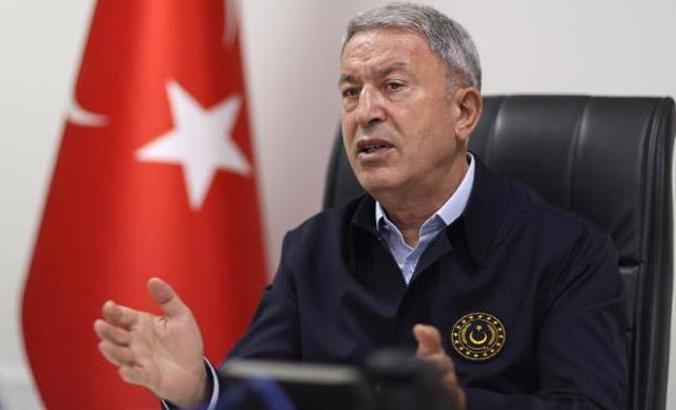 Bakan Akar'da Yunanistan'a 'silahlanma' tepkisi