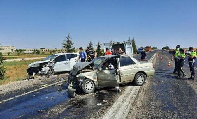 Eskişehir’de 'hatalı sollama' kazası: 1 ölü, 3 yaralı