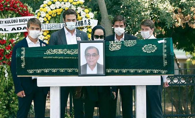 Çetin Oktay son yolculuğuna uğurlandı