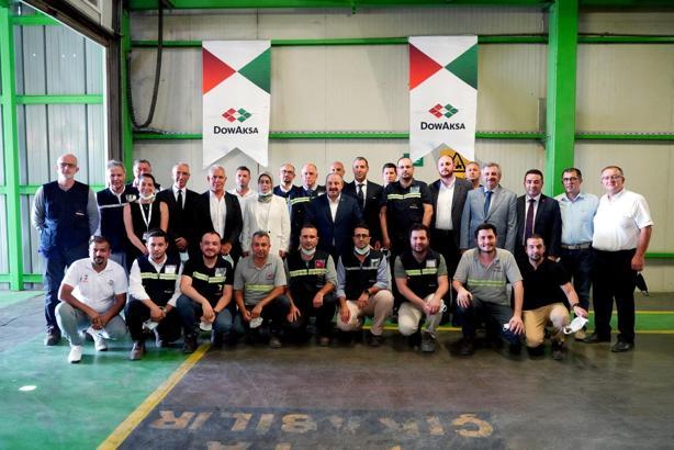 Bakan Varank’tan Aksa Akrilik ve DowAksa’ya ziyaret