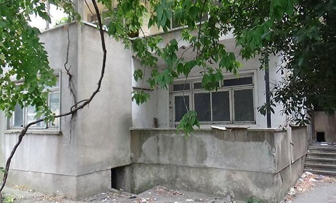 Silivri'de kardeşiyle kaldığı metruk binada cesedi bulundu