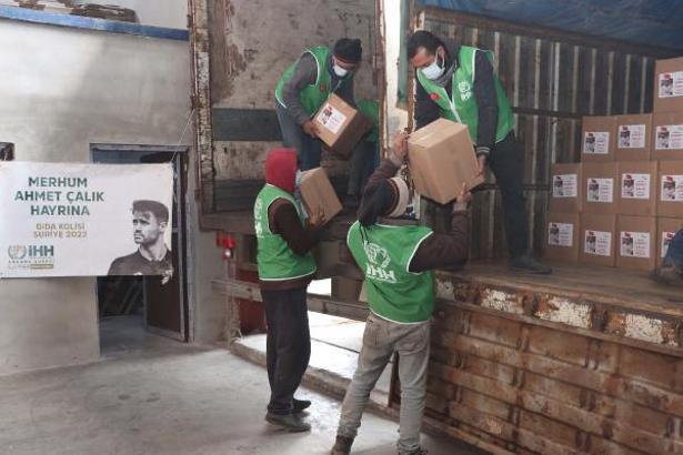Ahmet Çalık’ın ailesinden Suriyeli savaş mağdurlarına gıda yardımı