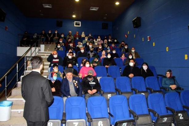 Şehit aileleri ve gaziler 'Kesişme; İyi ki Varsın Eren' filmini izledi