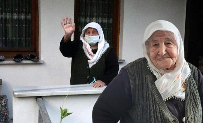 106 yaşında koronavirüsü yendi, ‘sağlığımı aşıya borçluyum’ dedi