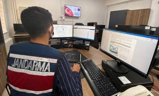Denizli'de jandarmadan internetteki 715 siteye erişim engeli