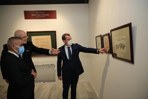 Kazlıçeşme Sanat’ta Hattat Mustafa Halim Özyazıcı Sergisi açıldı
