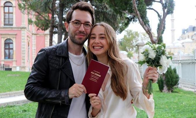 Sosyal medya fenomeni Rus Polina, Edirneli Kerem ile nikah masasına oturdu