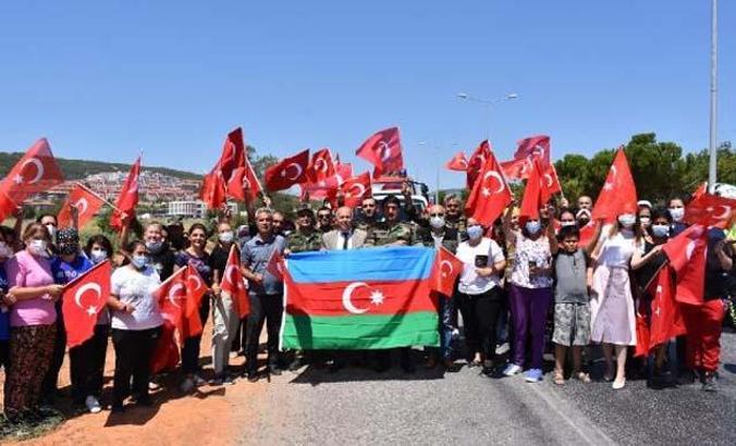 Azeri alev savaşçıları uğurlandı