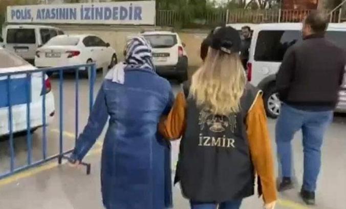 İzmir'de FETÖ operasyonu: 25 gözaltı