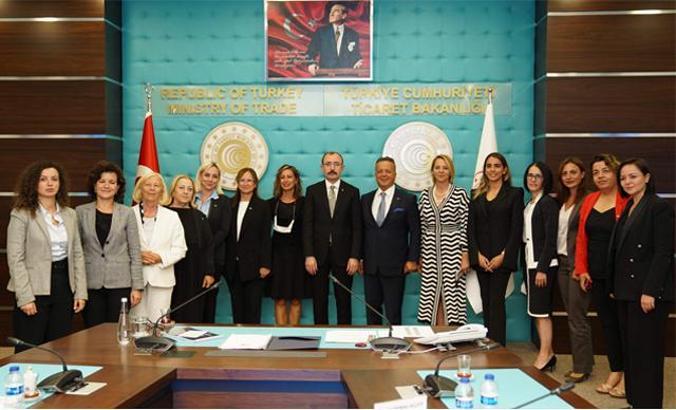TİM Kadın Konseyi yol haritasını Ticaret Bakanı Muş ile paylaştı