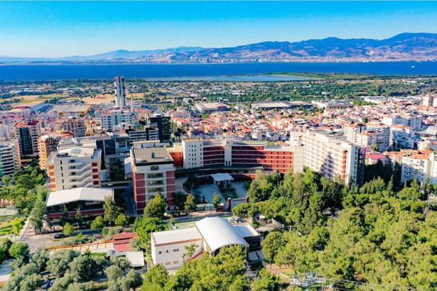 İzmir Ekonomi Üniversitesi'nden eğitim serisi