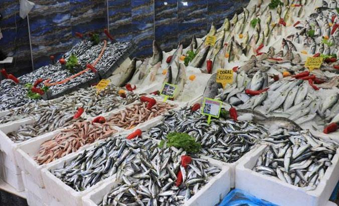 Balık tezgahlarına 'fırtına' etkisi