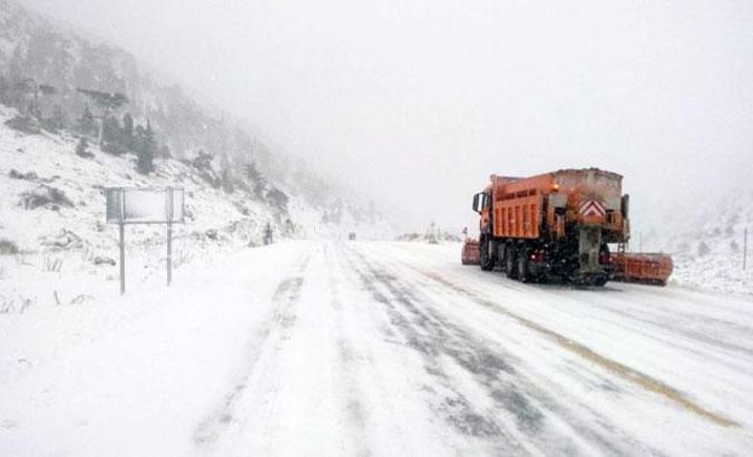 Antalya'yı Konya'ya bağlayan yol, 12 saatte ulaşıma açıldı