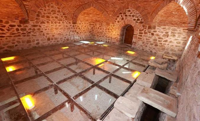 'Sık dişini helası' müze oldu