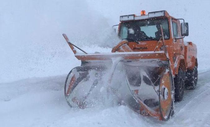 Muş-Kulp-Diyarbakır yolu, kar ve tipi nedeniyle ulaşıma kapatıldı