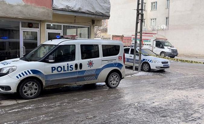 Erzurum’da kahvede silahlı kavga: 2 yaralı
