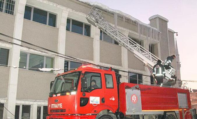 Özalp, eksi 35 dereceyle dondu