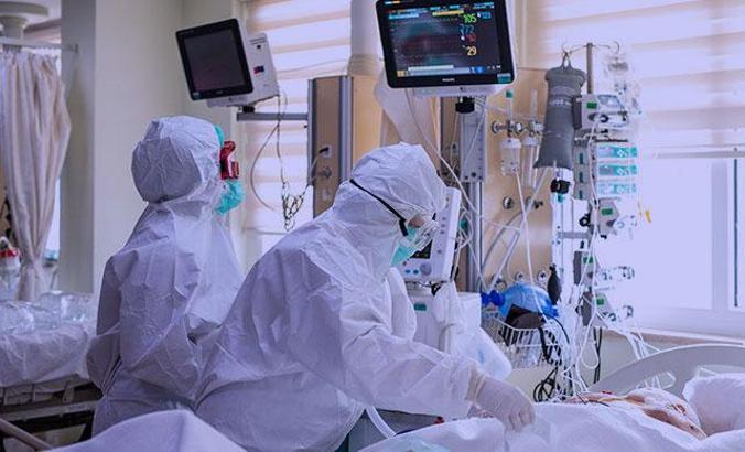 Koronavirüs salgınında günlük vaka sayısı 21 bin 692 oldu