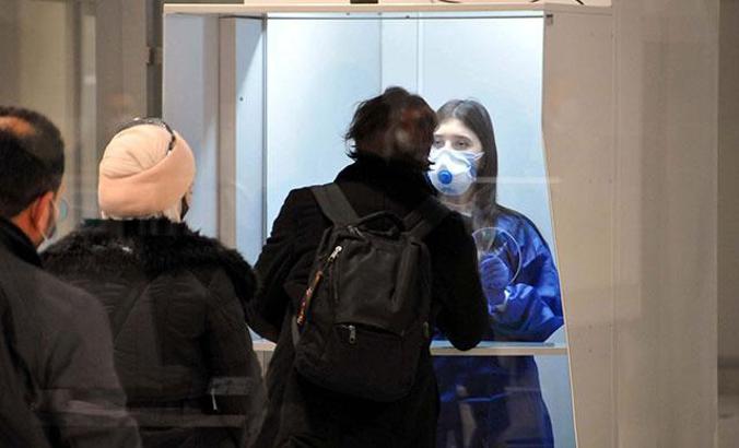 Aşı olmayan yolculara PCR testi zorunluluğu