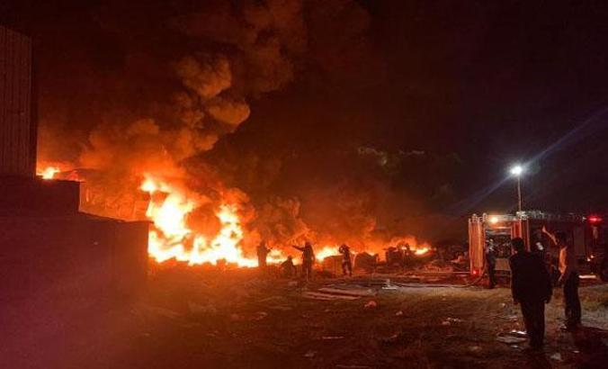 Konya'da plastik fabrikasında yangın