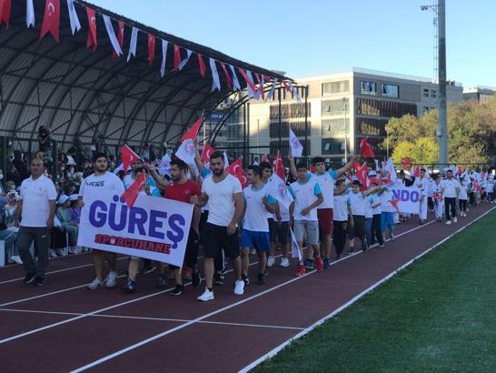 Kağıthane Belediyesi Yaz Spor Okulları kapanış töreni gerçekleşti