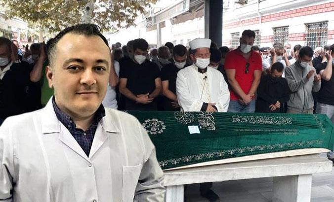 Fizyoterapistin halı sahada ölümü