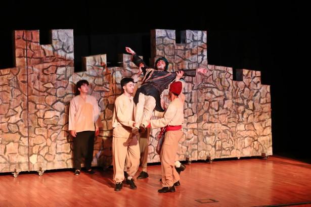 Tozkoparan Efsanesi Sultangazi’de sahne aldı