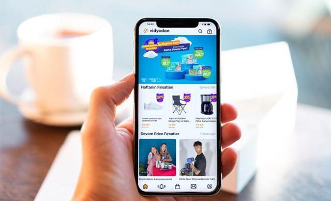 Online alışverişte yeni dönem; canlı yayınla ürünlere anlık erişim mümkün