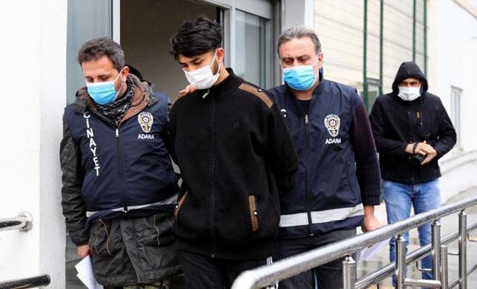 Arkadaşını bıçakla ağır yaraladı; 'Şakalaşıyorduk' dedi