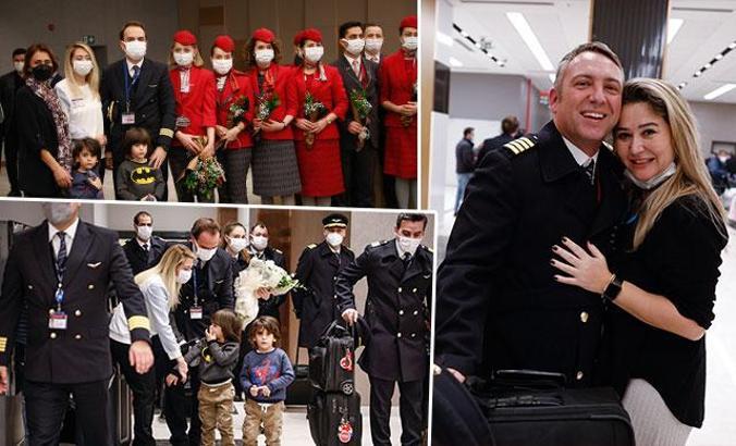 Kazakistan'daki Türkleri taşıyan THY'nin tahliye uçağı İstanbul'a indi