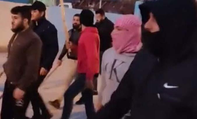 Kendilerini '515 Haşimi' olarak tanıtan Suriyelilerin bıçaklı yürüyüşüne 20 sınır dışı