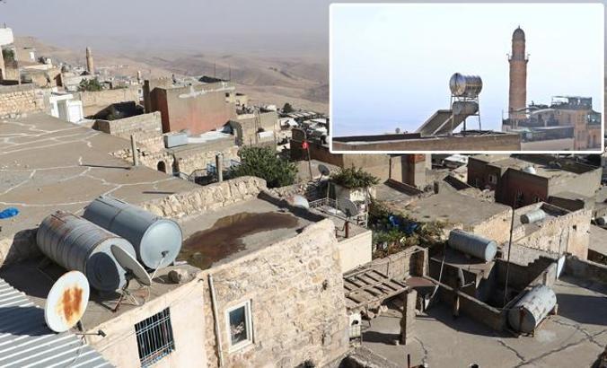 Mardin’e gelen turistin 'su deposu' ve 'anten' şikayeti