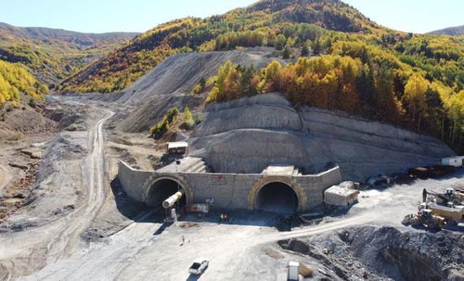 Geminbeli Tüneli'nde ışığa son 250 metre