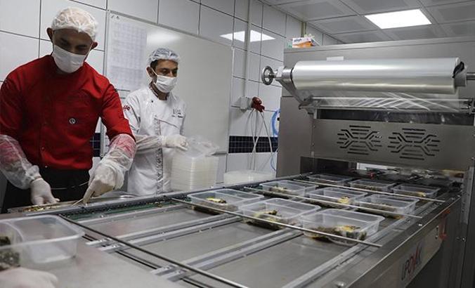 Yemek servisinde teknoloji kullanımı; tüm süreçler izlenebiliyor