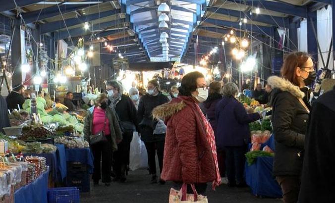İstanbul'da pazar yeri tartışması... Sokak arasına kurulan 425 pazar bulunuyor