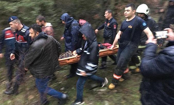 Koyun otlatan çoban uçuruma düştü