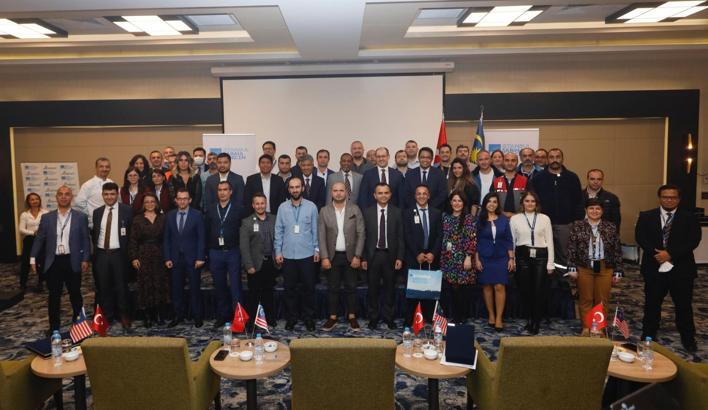 Sabiha Gökçen Havalimanı’nda 10 yıldır görev yapan personeller ödüllendirildi