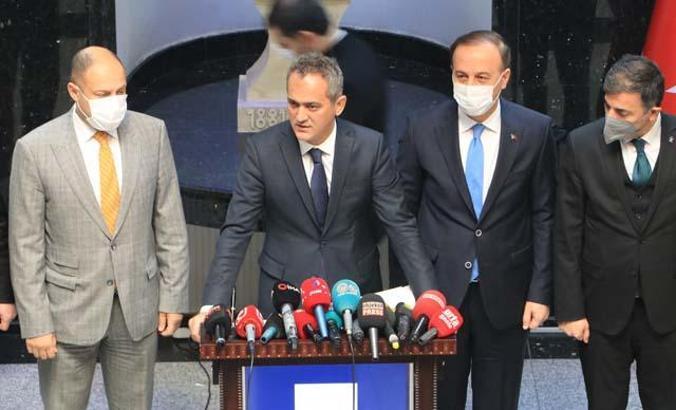 Bakan Özer: Okulların kapanması söz konusu değil