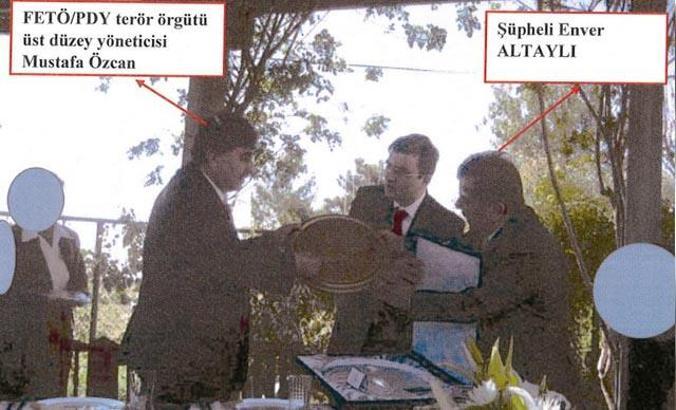 Eski istihbaratçı Altaylı'nın, FETÖ'nün 2'nci ismi ile fotoğrafı çıktı