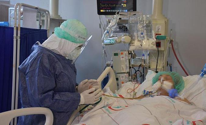 Koronavirüs salgınında günlük vaka sayısı 21 bin 747 oldu