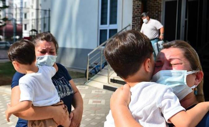 Baba ortaya çıktı, evlat edinilen Mustafa Kemal'i aldı