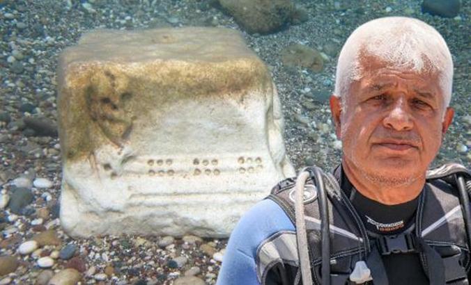 Deniz dibinde Roma dönemine ait sütun başı