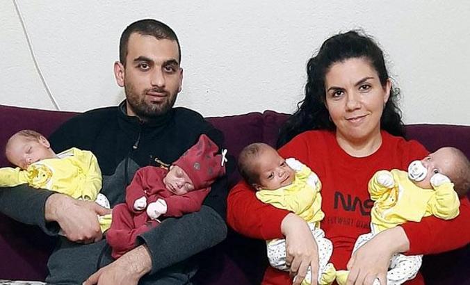 7 yıl çocuk özlemi çeken çift, yeni yılı dördüzleri ile karşıladı