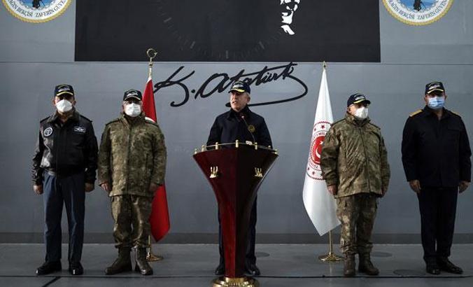 Bakan Akar ve TSK komuta kademesinden yılın son günü yoğun mesai