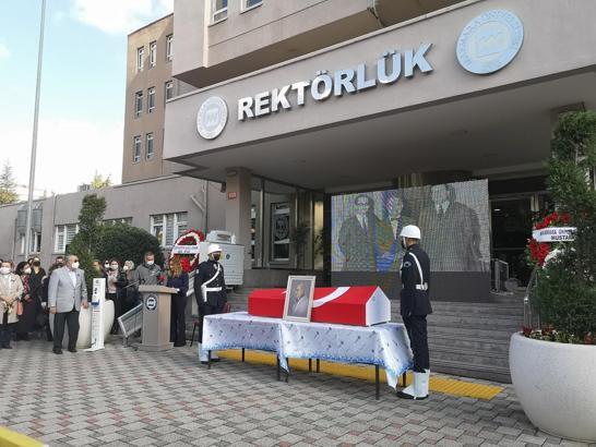 Prof. Dr. Orhan Oğuz için Marmara Üniversitesi'nde tören düzenlendi