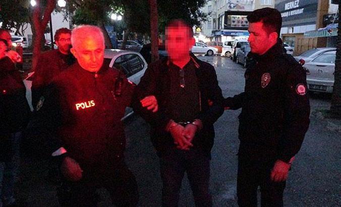 Parkta birlikte alkol aldığı arkadaşını bıçakladı