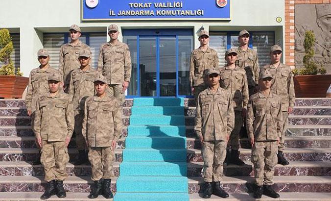 6 ikiz kardeş aynı yerde vatani görevde