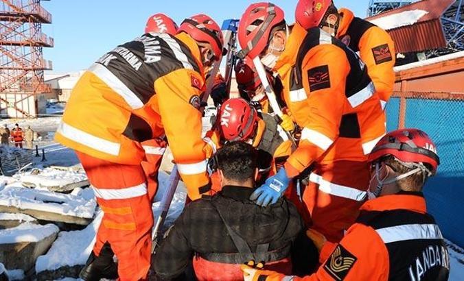 Erzurum'da JÖAK ve JAK'tan deprem tatbikatı