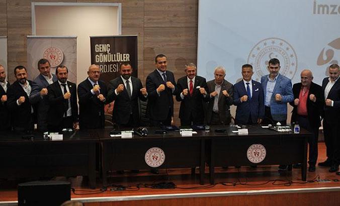 Büyük Kadınlar Dünya Boks Şampiyonası'nın imza töreni gerçekleştirildi