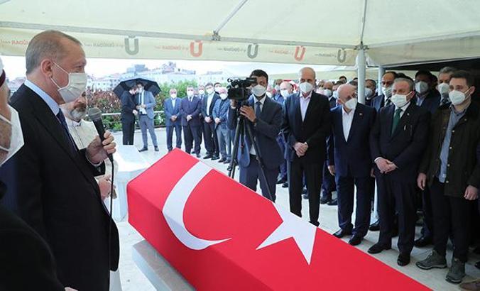 Cumhurbaşkanı Erdoğan, İsmet Uçma'nın cenazesine katıldı